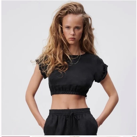 Zara- Flowy Cropped Top / black / S - Picture 7 of 8